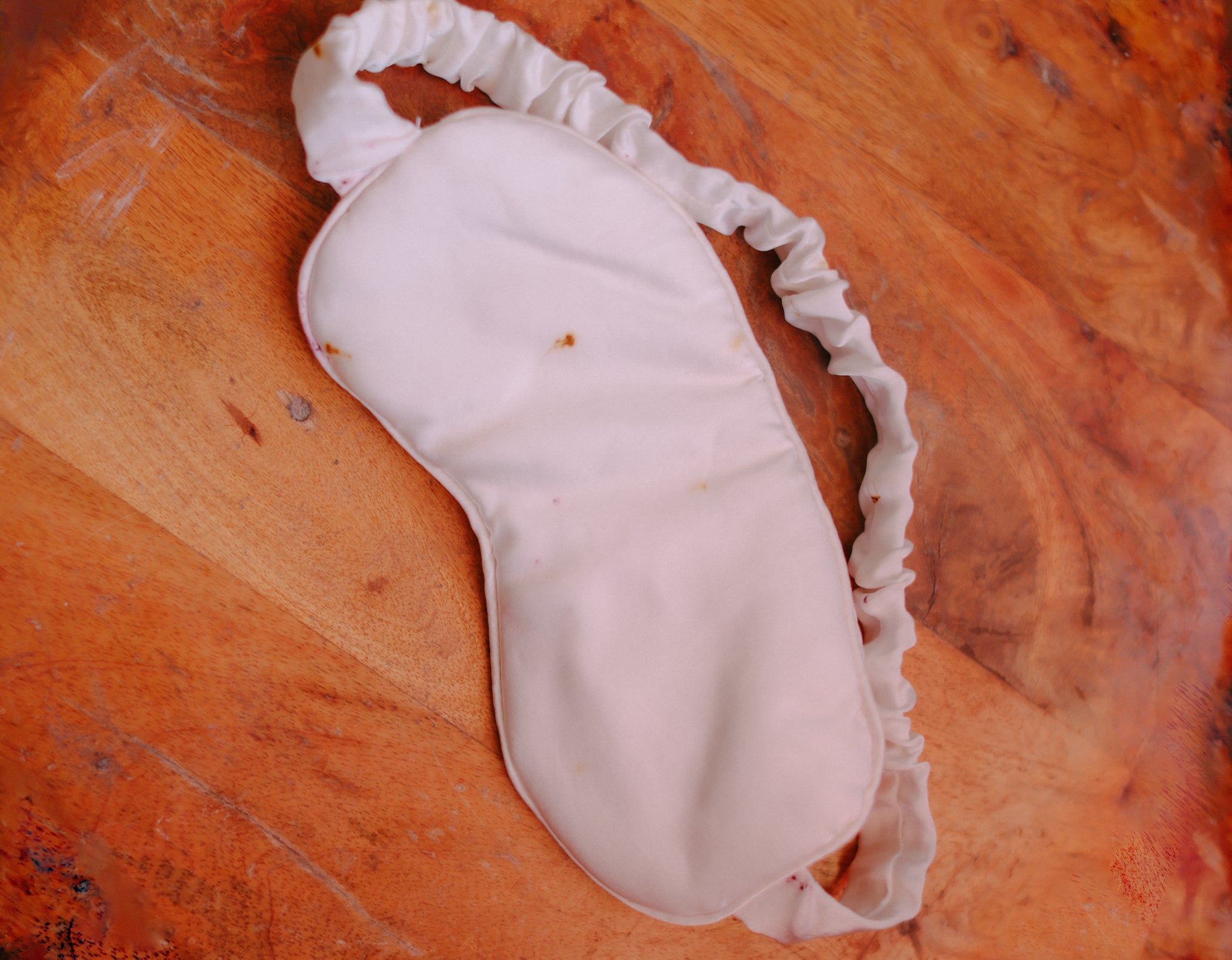 The Eye Mask - White Botanical