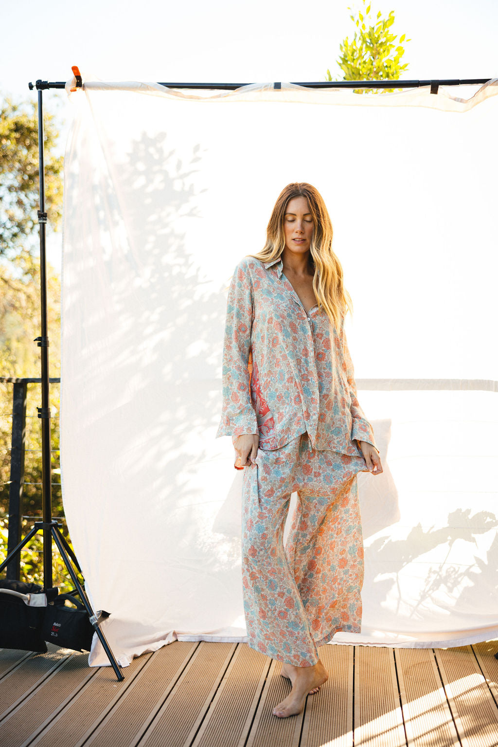 Open Back Boyfriend Shirt - Winter