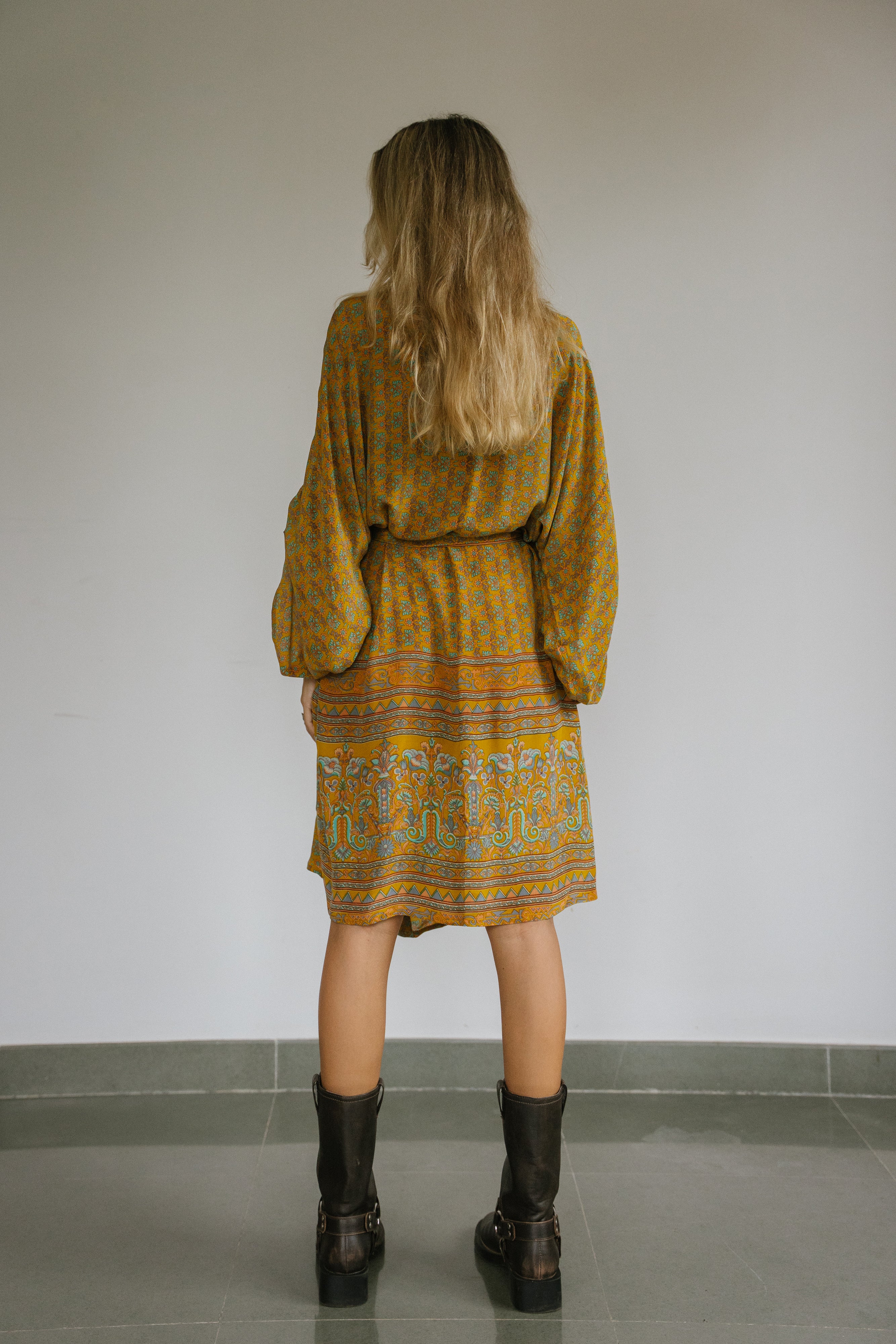 Dramatic Kimono - Stepwell