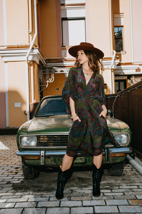 The Dramatic Kimono - Cheri