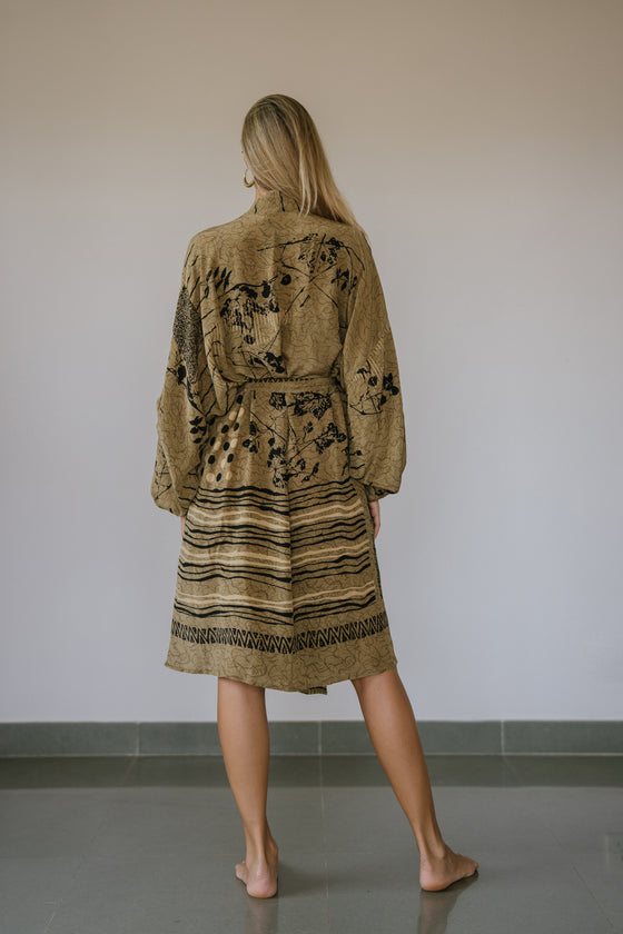 The Dramatic Kimono - Sailor