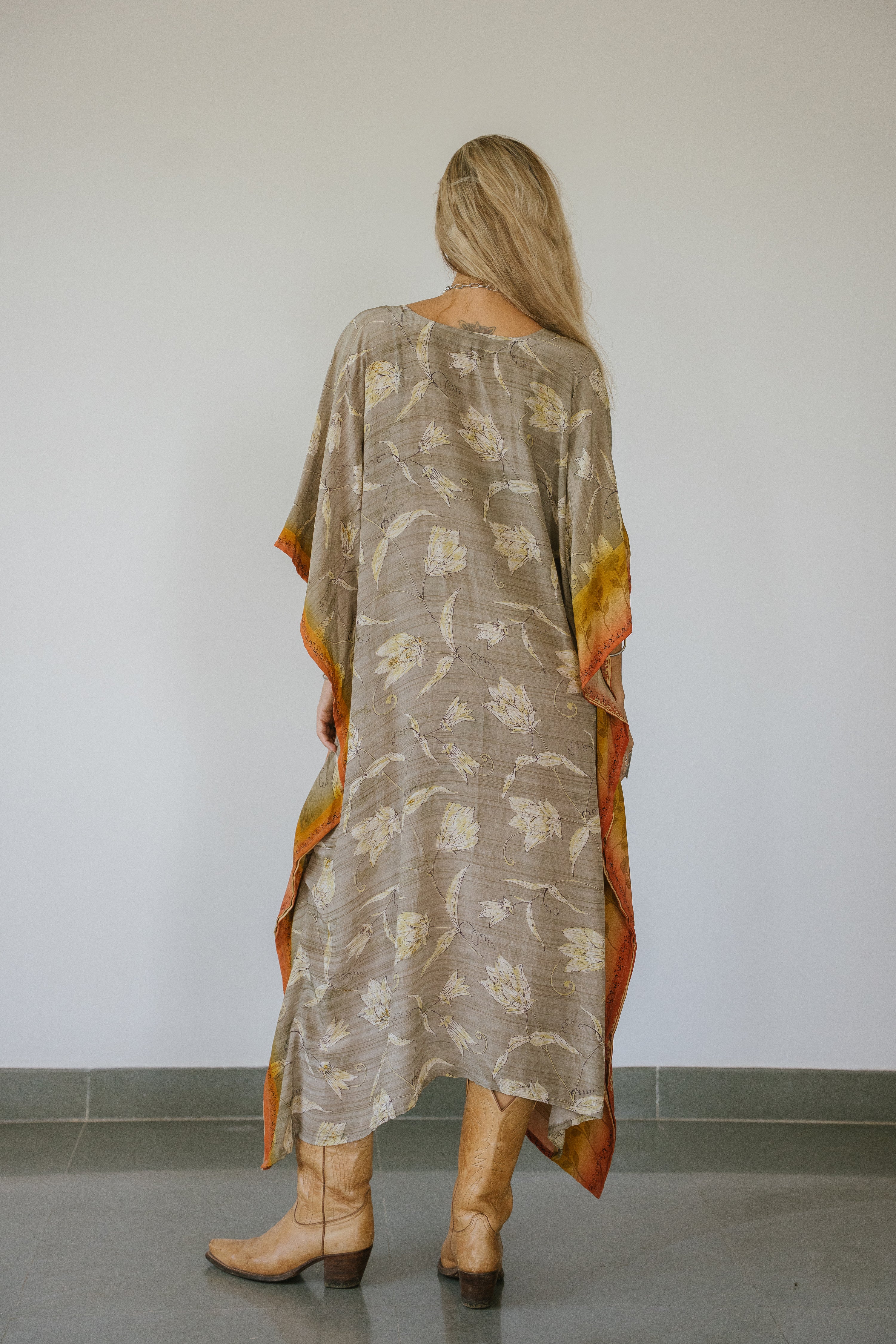 Long Caftan - Violete