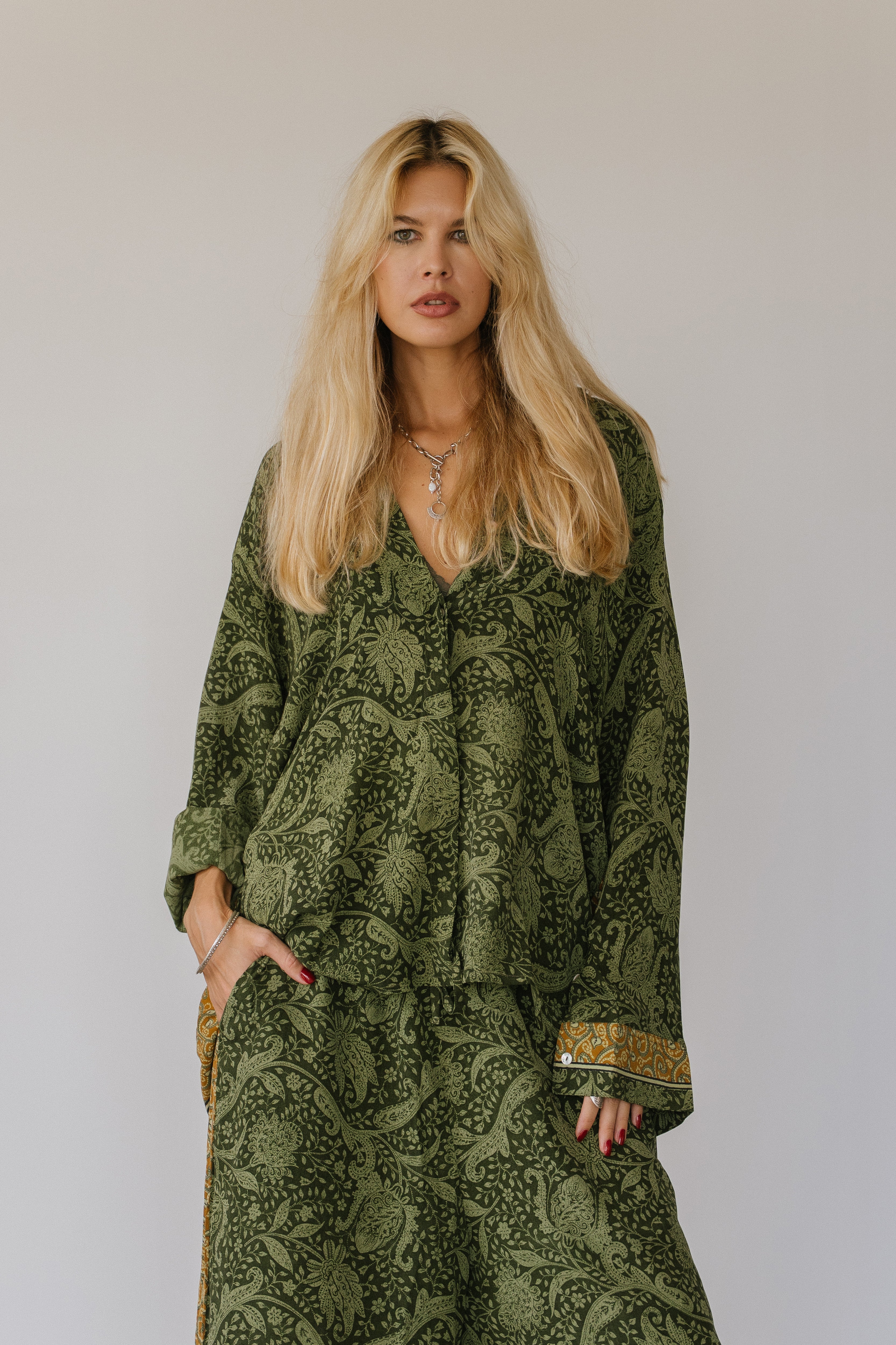 Open Back Boyfriend Shirt - Kloss