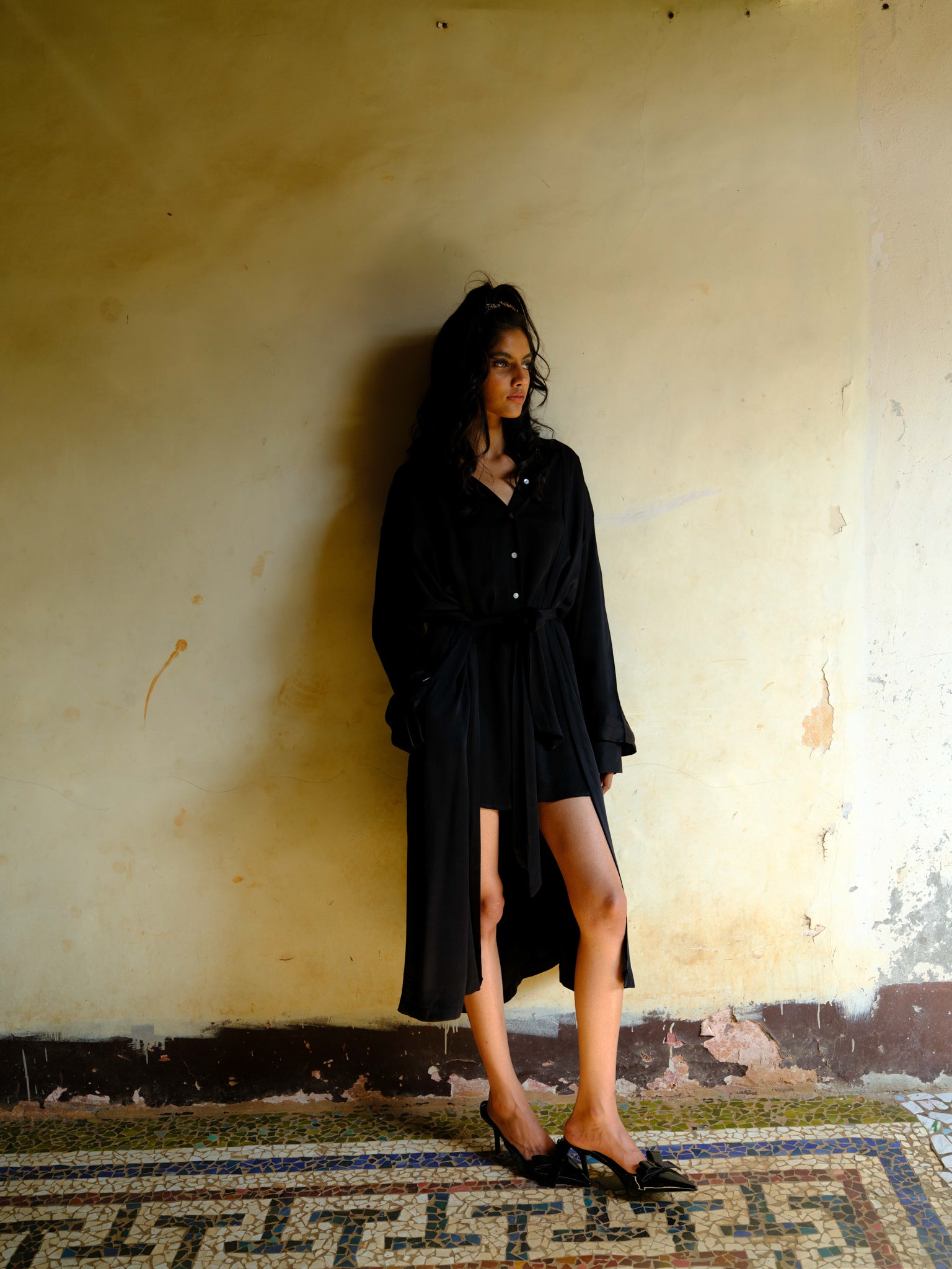 The Robe - Black
