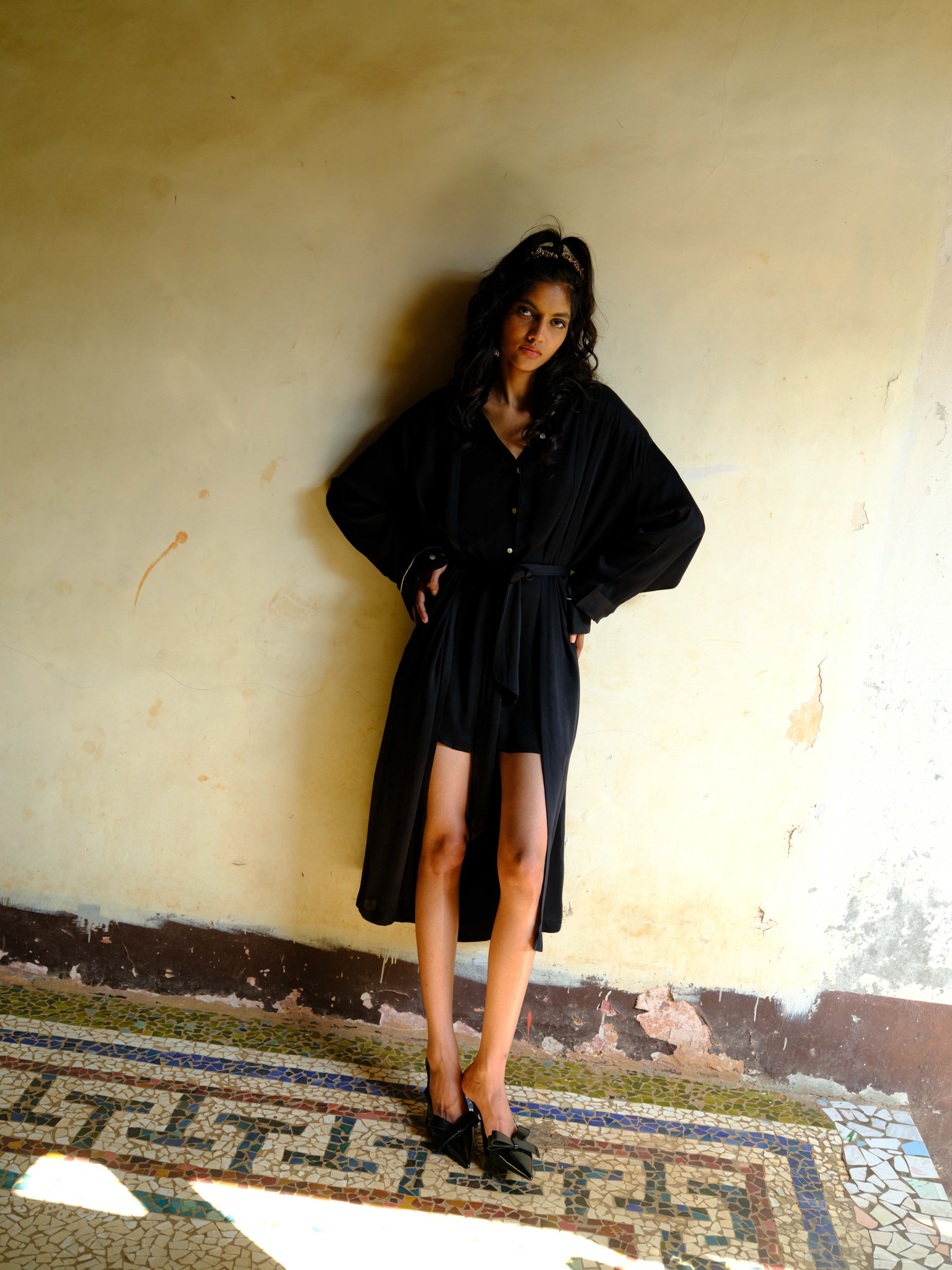The Robe - Black