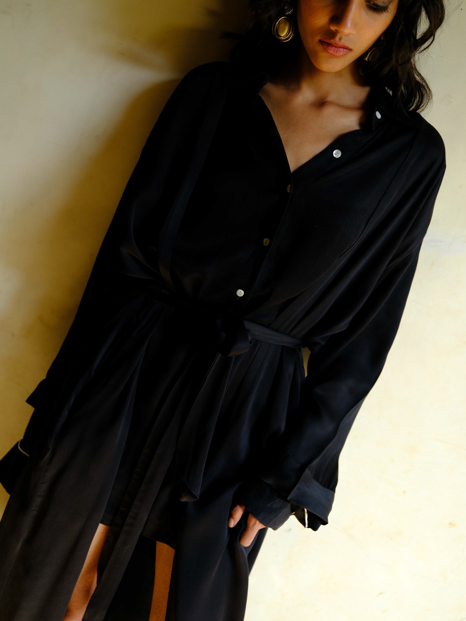 The Robe - Black